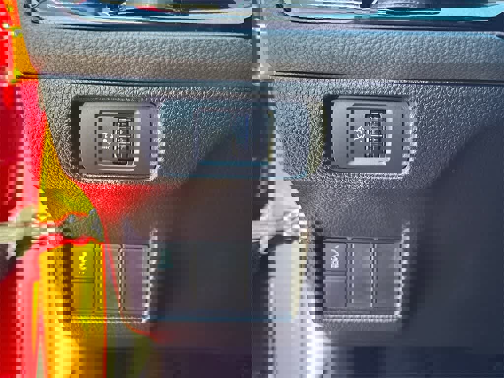 Used 2025 Honda Civic Sport image 30