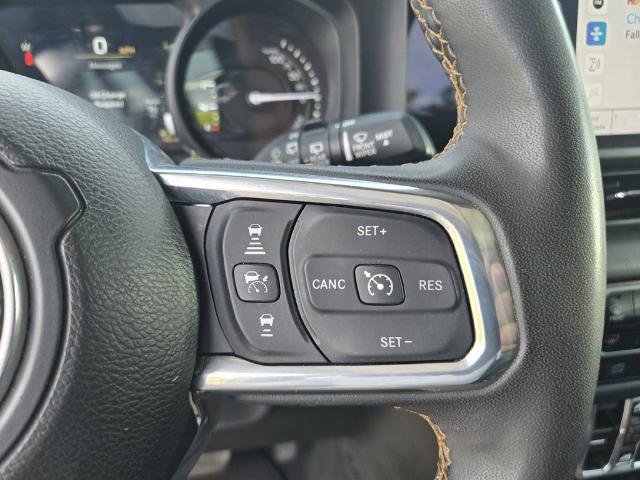 Used 2024 Jeep Wrangler Unlimited Sahara AWD/4WD image 28