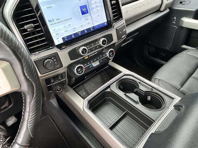 Certified 2022 Ford F350 Lariat AWD/4WD image 27
