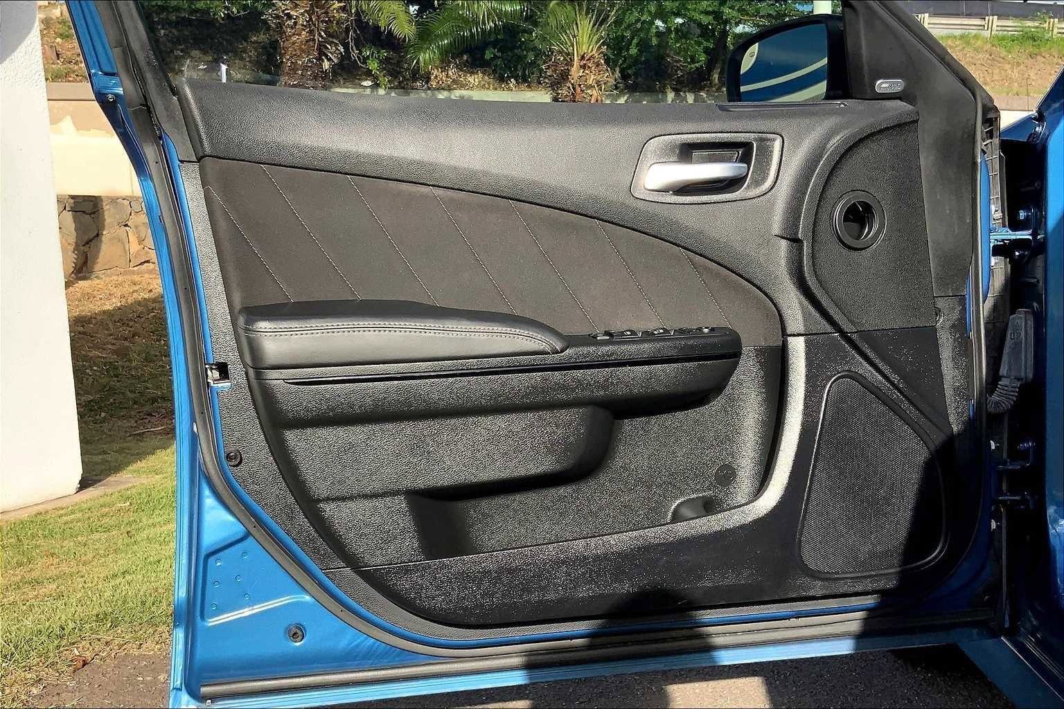 Used 2023 Dodge Charger R/T w/ Blacktop Package image 27