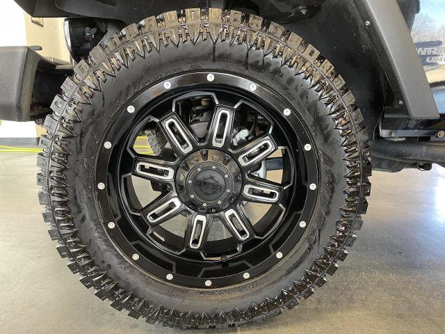 Used 2017 Jeep Wrangler Unlimited Sport image 10