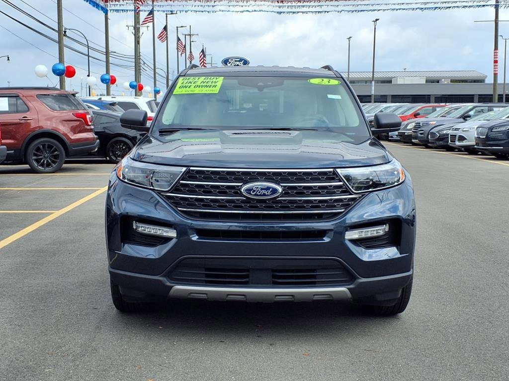 Certified 2023 Ford Explorer XLT w/ Equipment Group 202A image 4