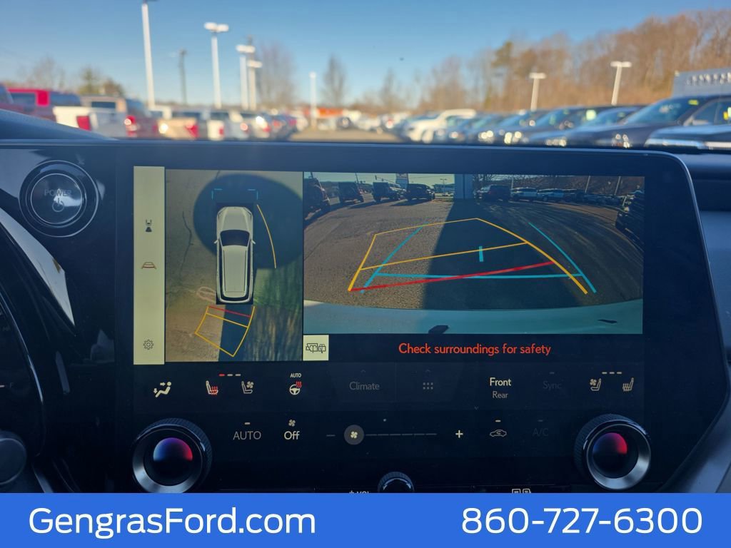 Used 2024 Lexus TX 500h AWD w/ Technology Package image 33