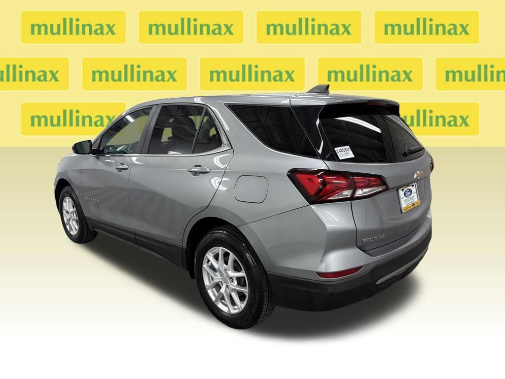 Used 2024 Chevrolet Equinox LT w/ Driver Convenience Package image 5