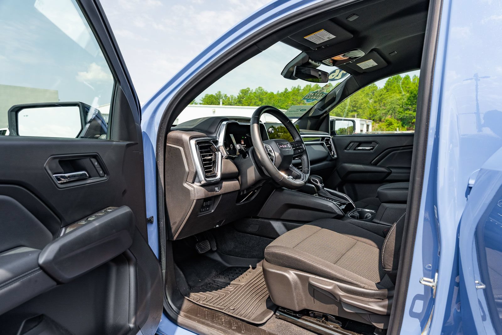 Used 2026 GMC Canyon Elevation RWD image 17