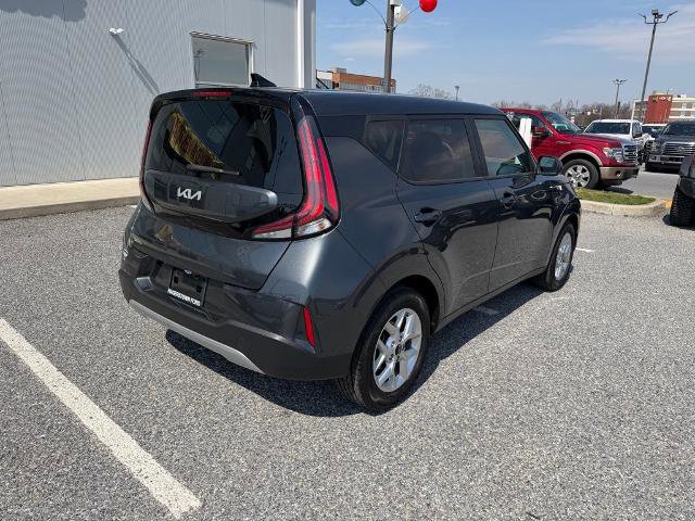 Used 2024 Kia Soul LX w/ Option Group 015 image 5
