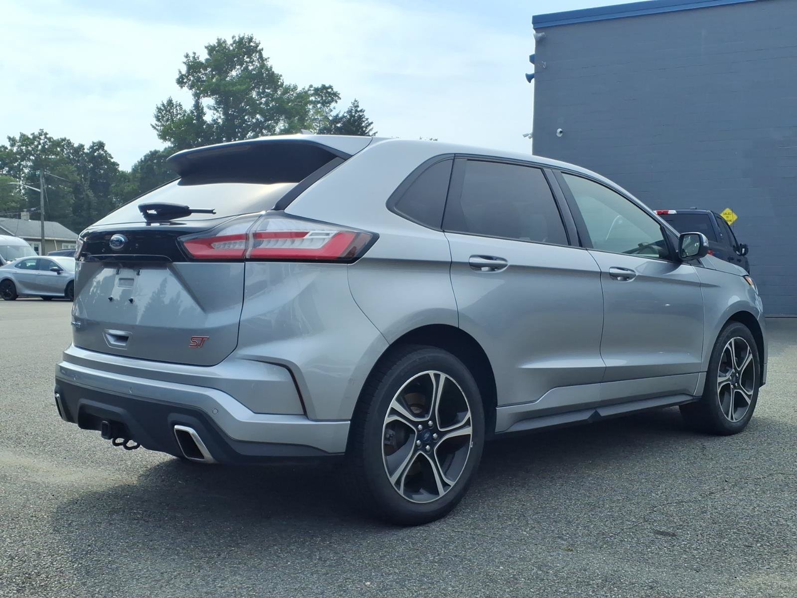 Certified 2020 Ford Edge ST w/ Cold Weather Package AWD/4WD image 28