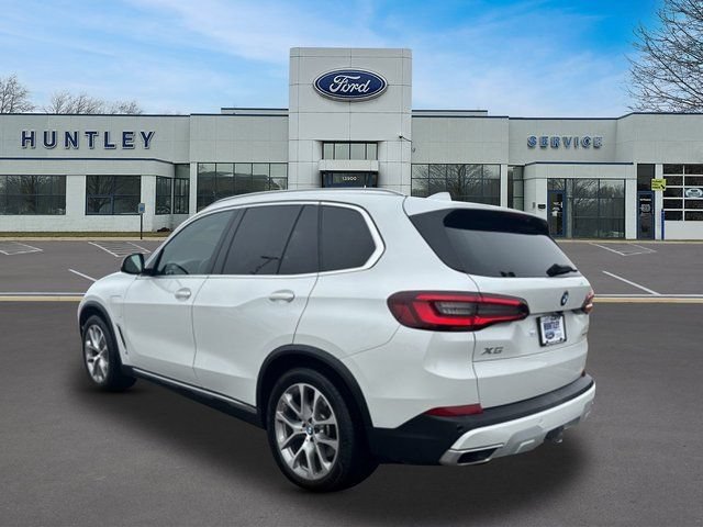Used 2021 BMW X5 xDrive45e w/ Premium Package AWD/4WD image 6