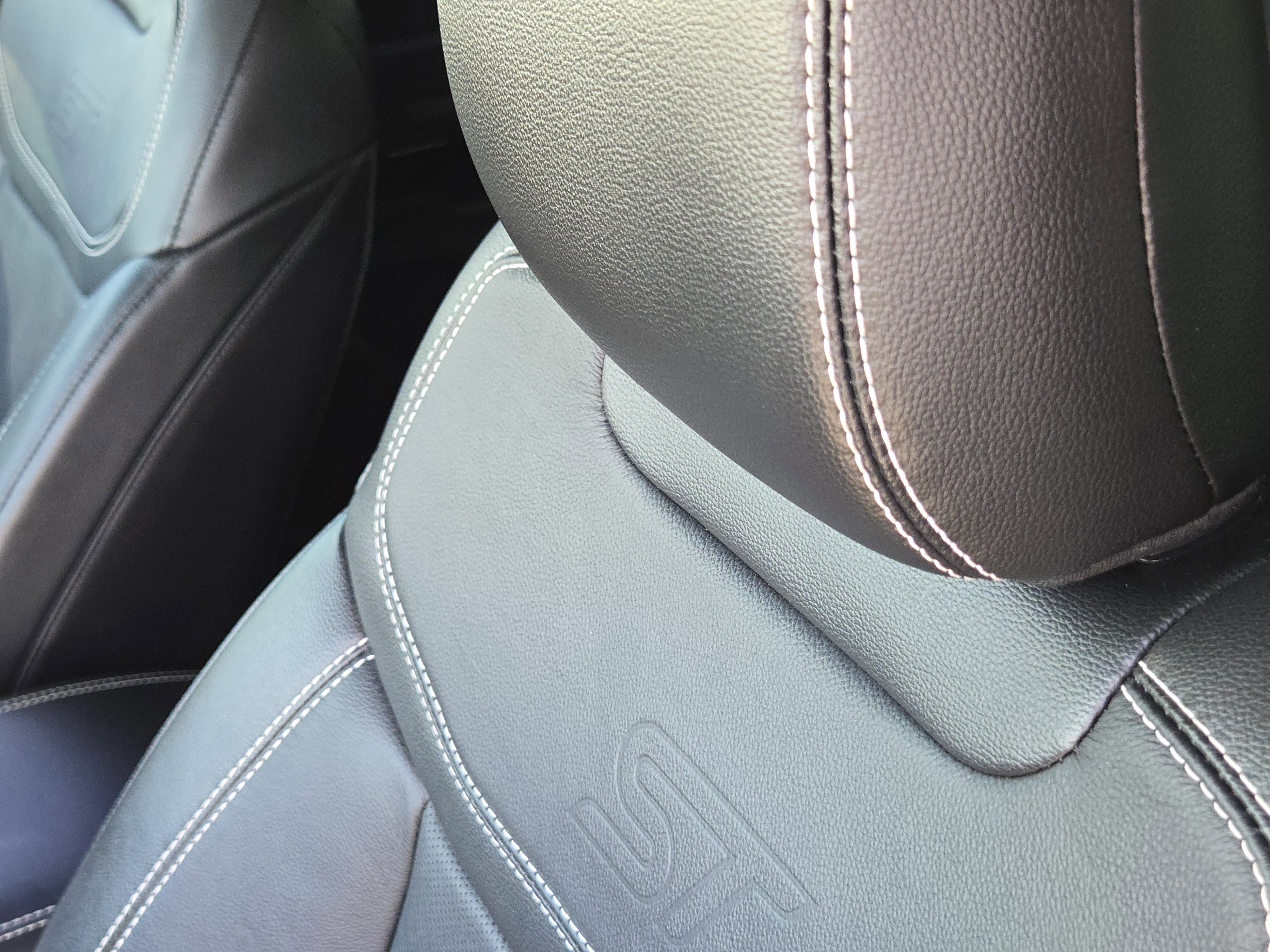 Certified 2021 Ford Explorer ST w/ Equipment Group 401A image 15