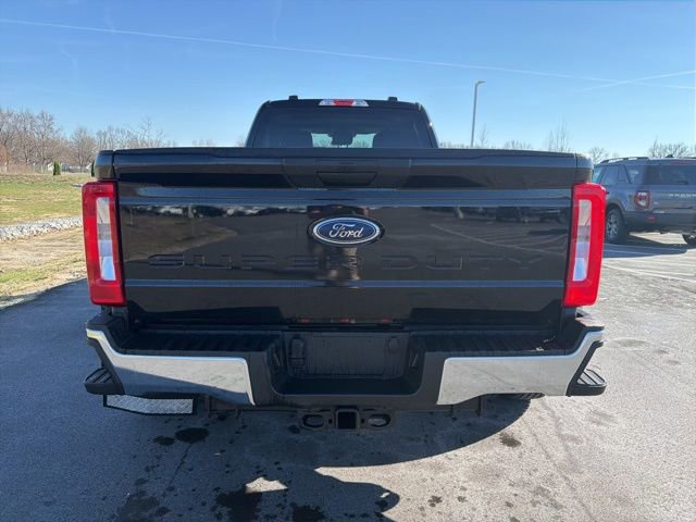 Certified 2025 Ford F350 XLT image 3
