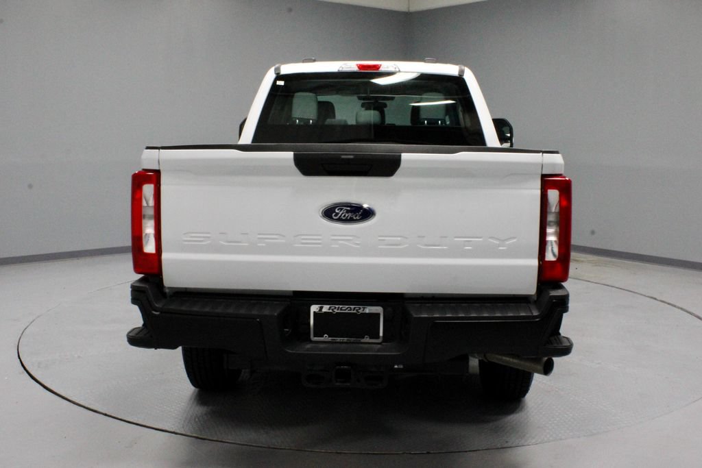 Certified 2026 Ford F250 XL AWD/4WD image 9