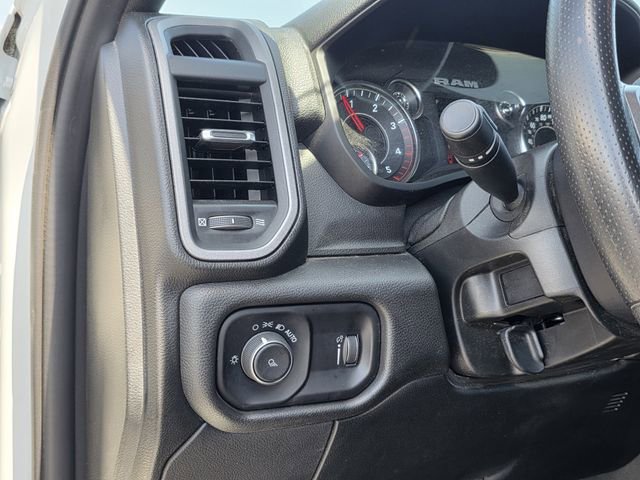 Used 2024 RAM 3500 Tradesman w/ Chrome Appearance Group image 17