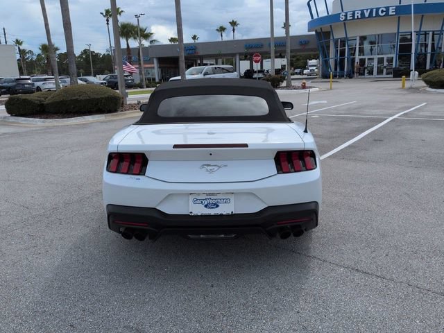 Certified 2024 Ford Mustang Convertible RWD image 5