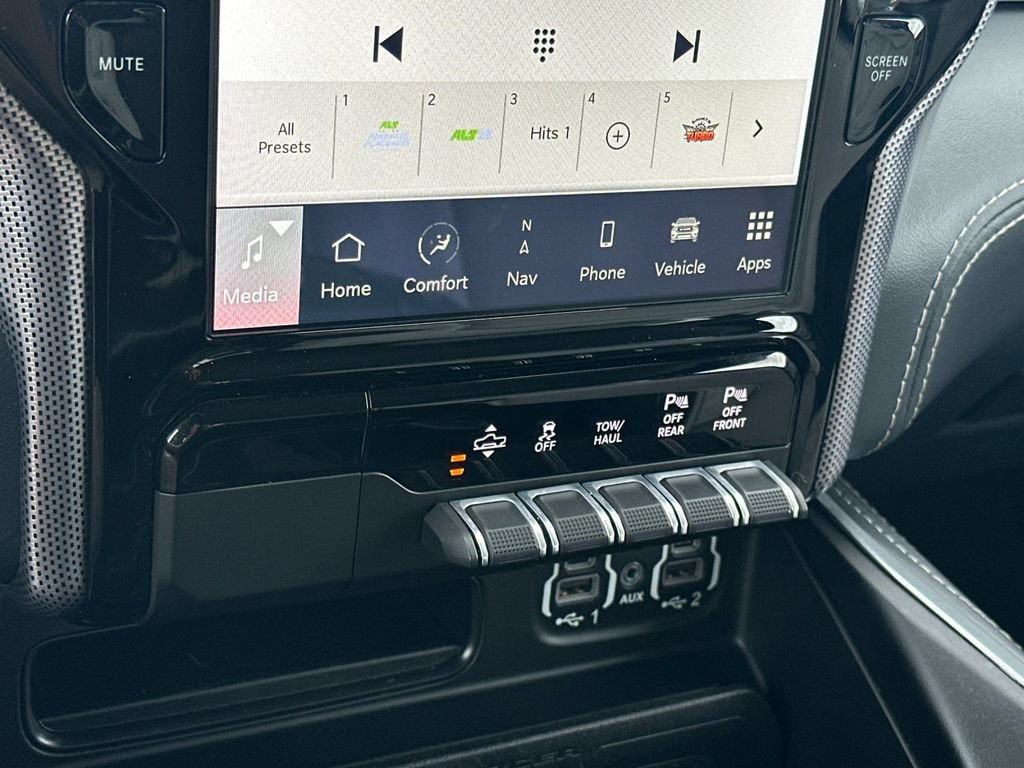 Used 2022 RAM 1500 Limited AWD/4WD image 19