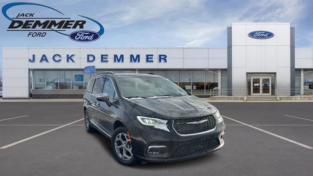 Used 2022 Chrysler Pacifica Limited image 10