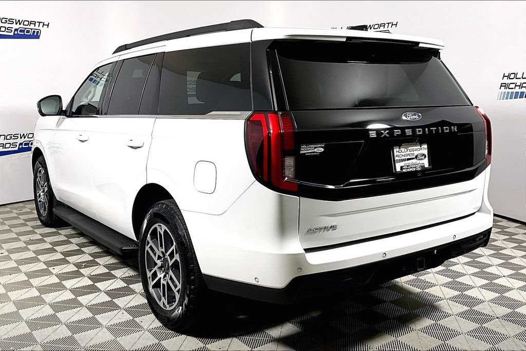 Certified 2025 Ford Expedition Active AWD/4WD image 8