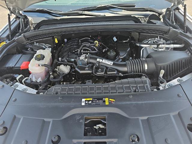 Used 2024 Jeep Grand Cherokee Limited AWD/4WD image 30