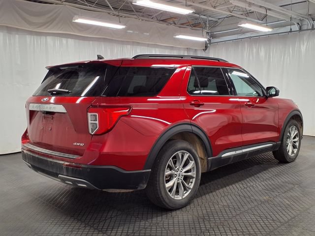 Certified 2023 Ford Explorer XLT w/ Equipment Group 202A AWD/4WD image 27