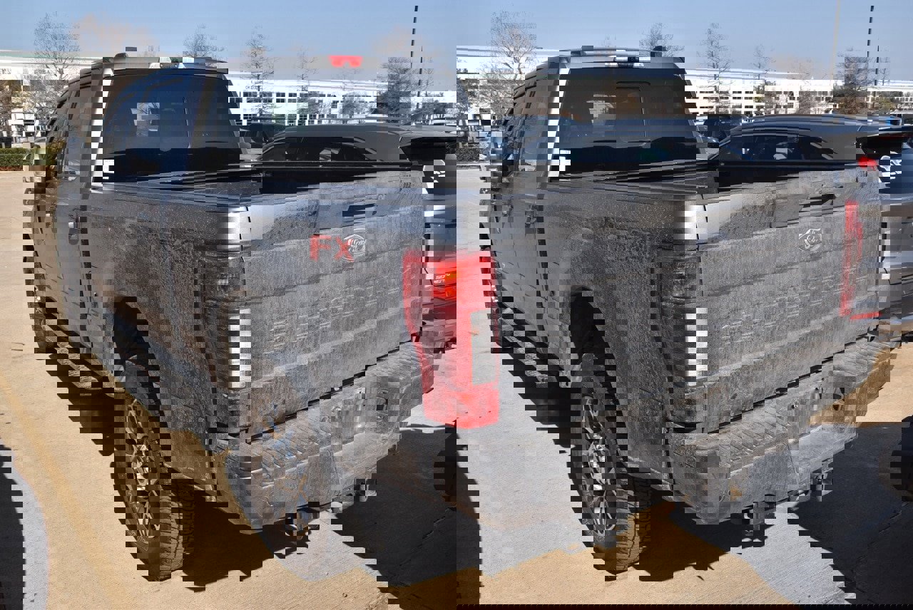 Certified 2022 Ford F250 Lariat w/ Lariat Ultimate Package image 8