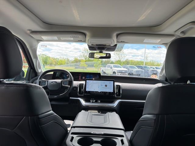 Certified 2025 Ford Expedition Platinum AWD/4WD image 24