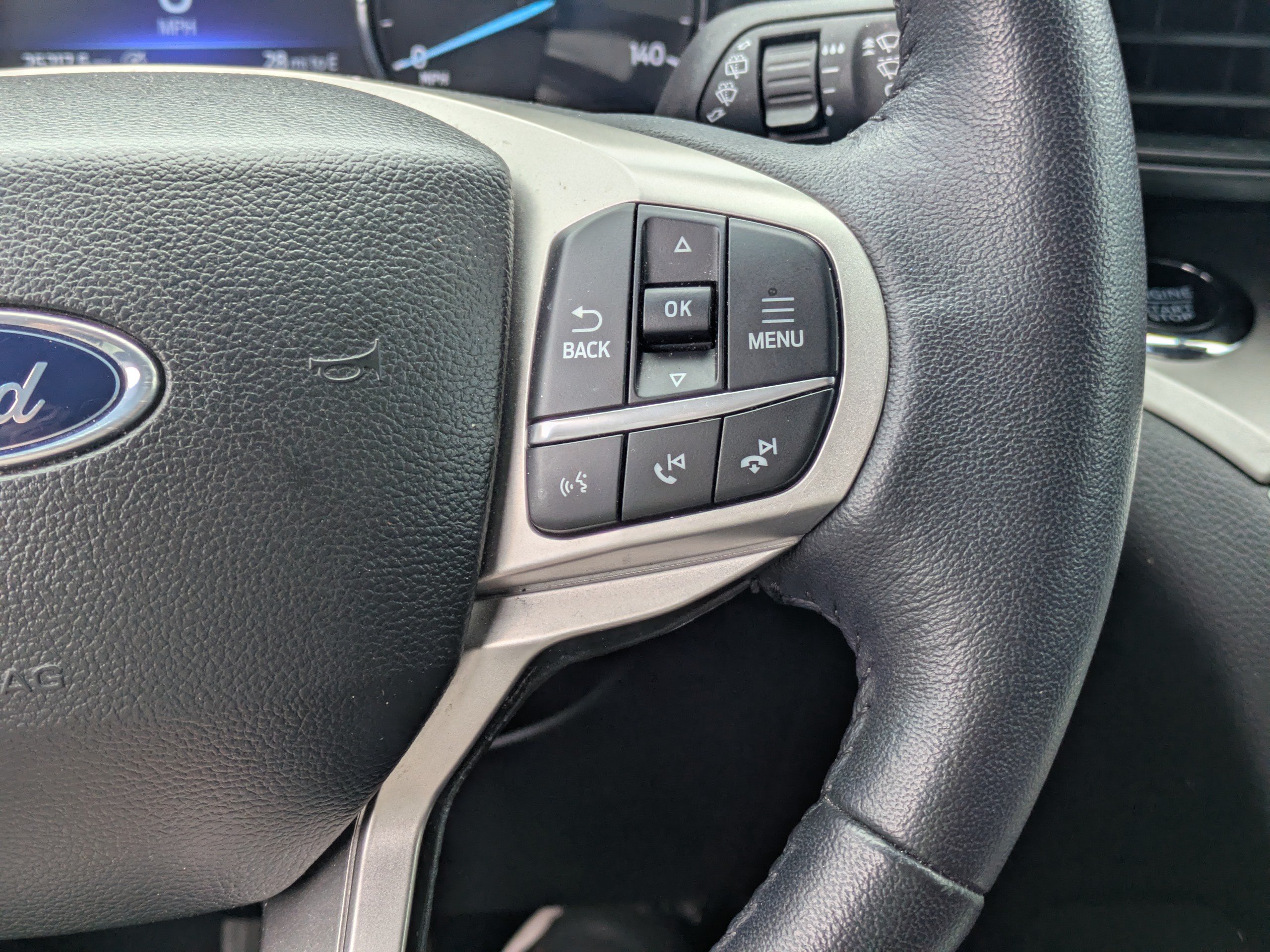 Certified 2023 Ford Explorer XLT AWD/4WD image 18