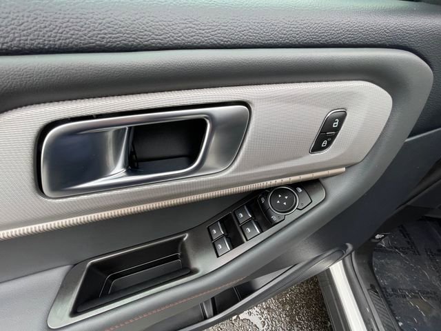 Certified 2025 Ford Explorer Active image 11