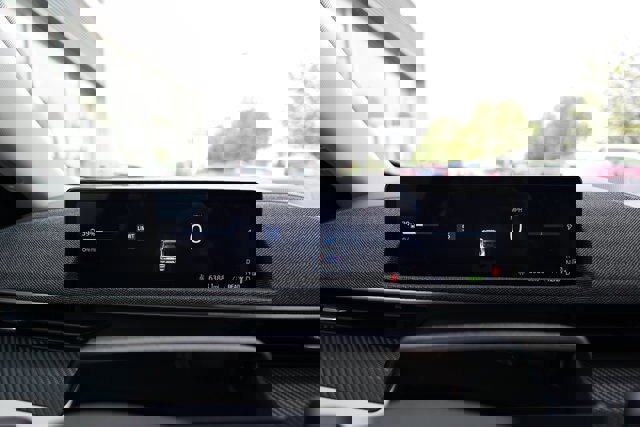 Certified 2025 Ford Mustang Mach-E Premium image 17