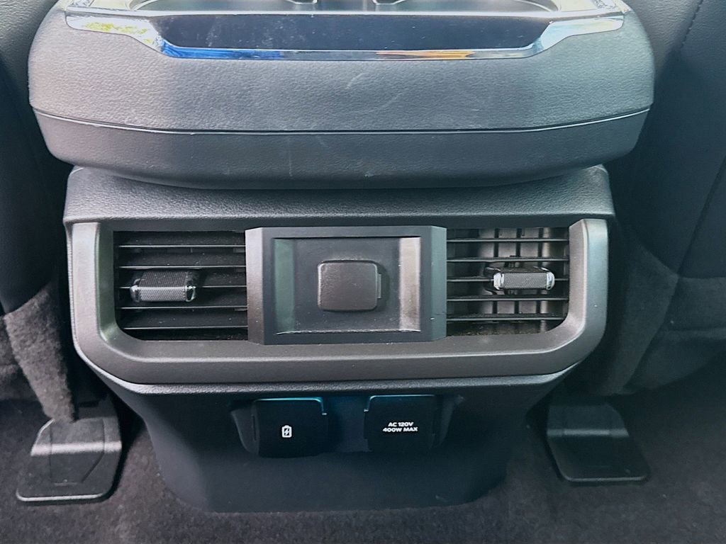 Certified 2024 Ford F150 Lariat w/ FX4 Off-Road Package AWD/4WD image 32