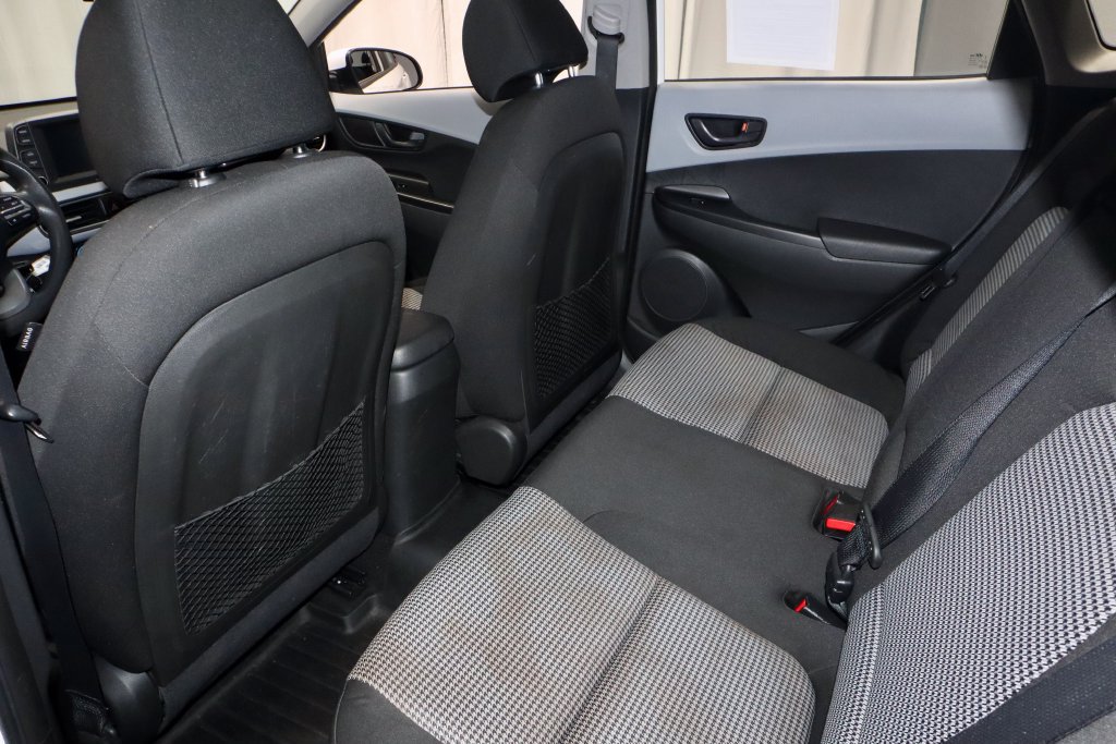 Used 2021 Hyundai Kona SE AWD/4WD image 20