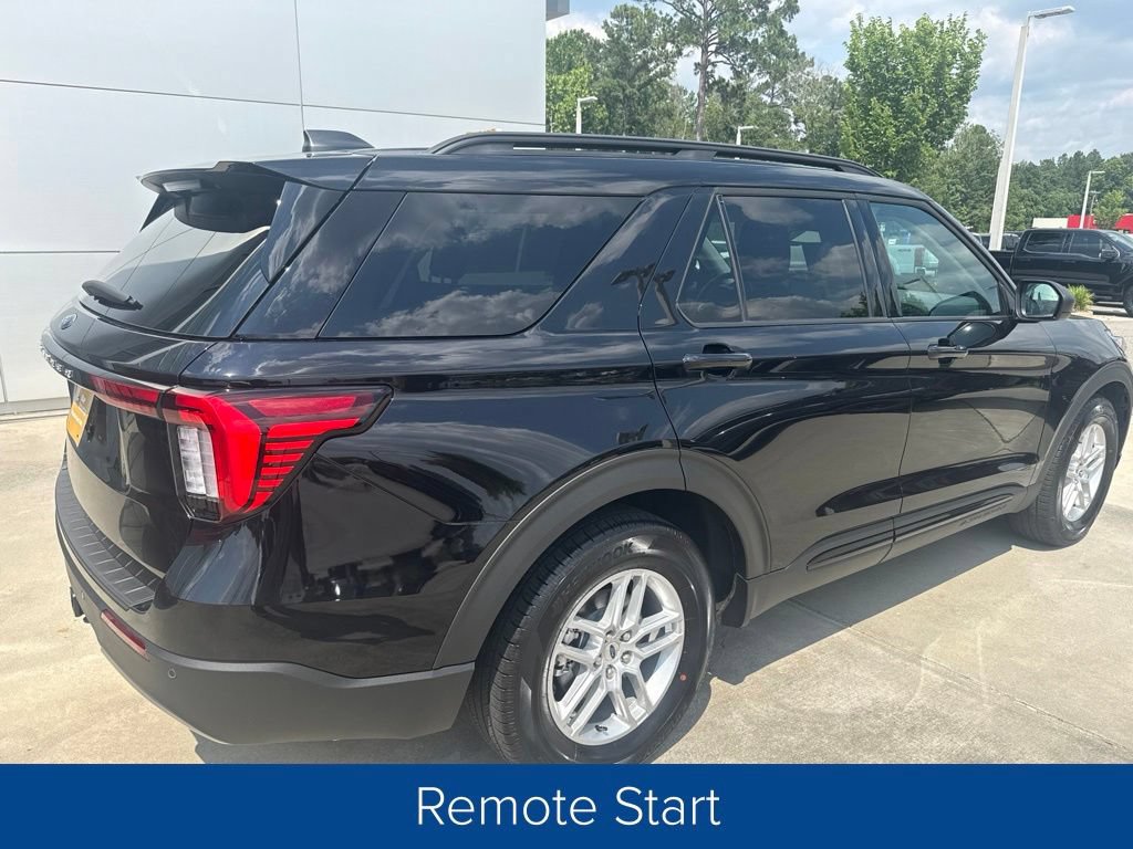 Certified 2026 Ford Explorer Active w/ Active Comfort Package RWD image 6