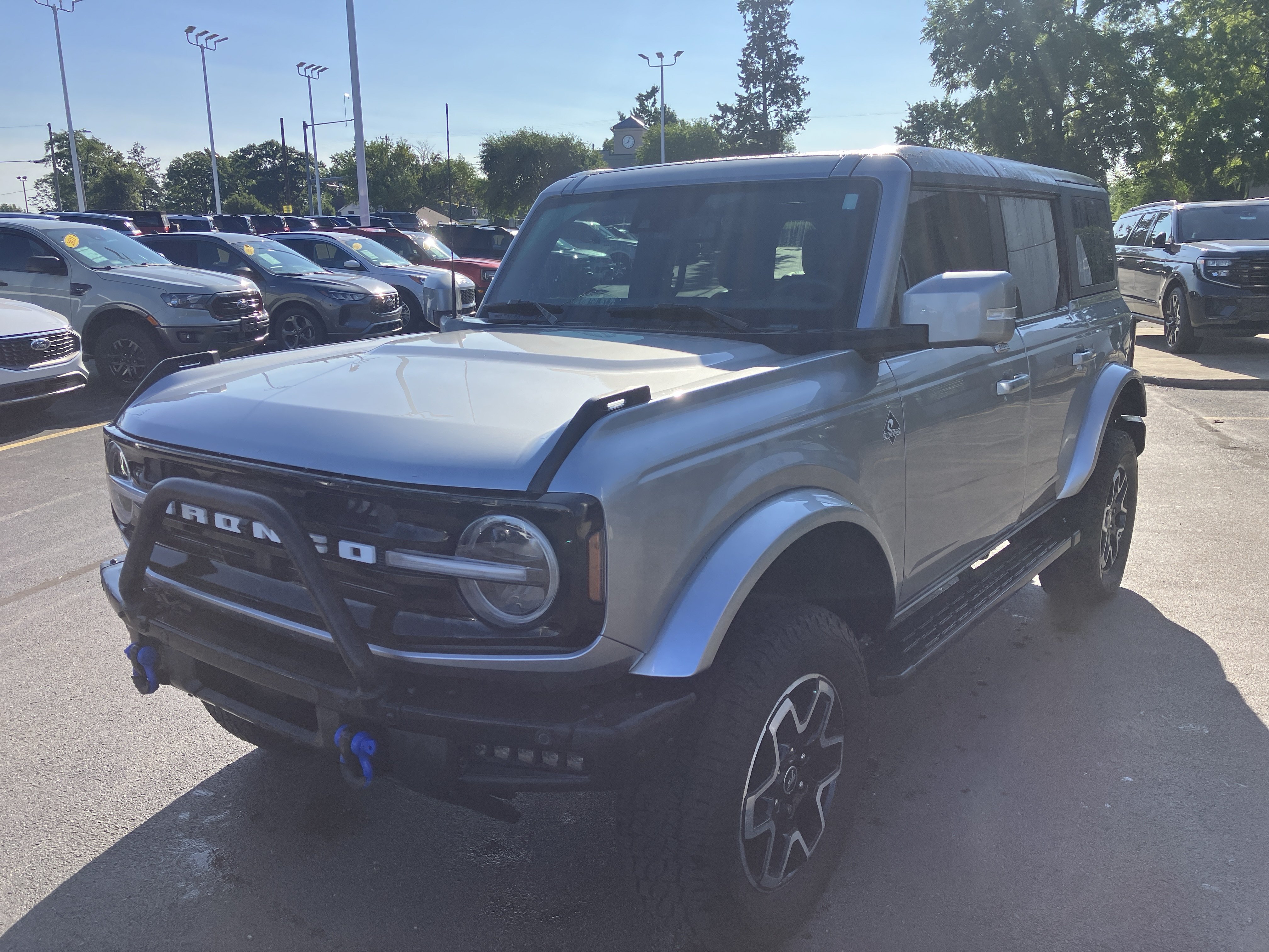 Certified 2023 Ford Bronco Outer Banks AWD/4WD image 3