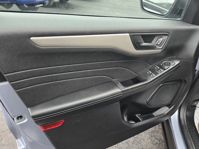 Certified 2022 Ford Escape SE w/ Convenience Package image 38