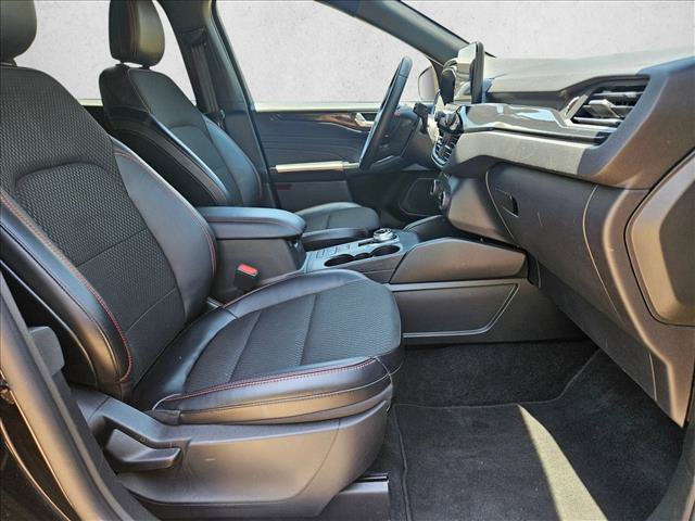 Certified 2025 Ford Escape ST-Line FWD image 20