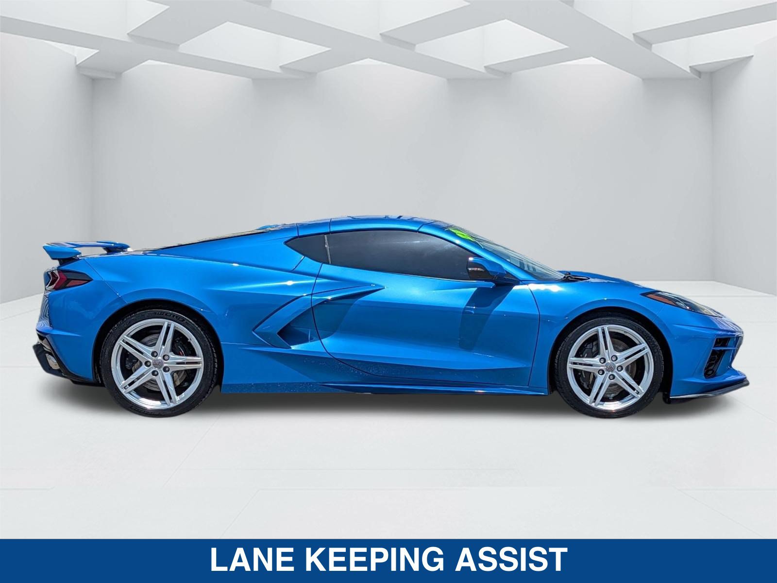 Used 2025 Chevrolet Corvette Stingray Preferred Cpe w/ Z51 Performance Package RWD image 4