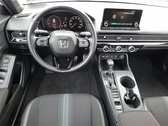 Used 2025 Honda Civic Sport image 11