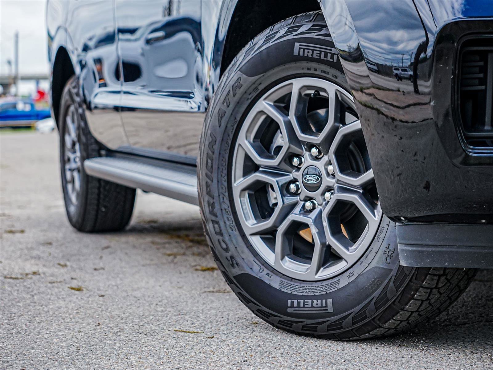 Certified 2025 Ford Expedition Active RWD image 2