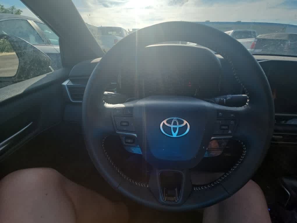 Used 2026 Toyota Camry SE w/ Convenience Package FWD image 15
