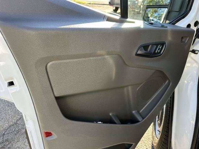 Certified 2025 Ford Transit 250 148 Medium Roof RWD image 24