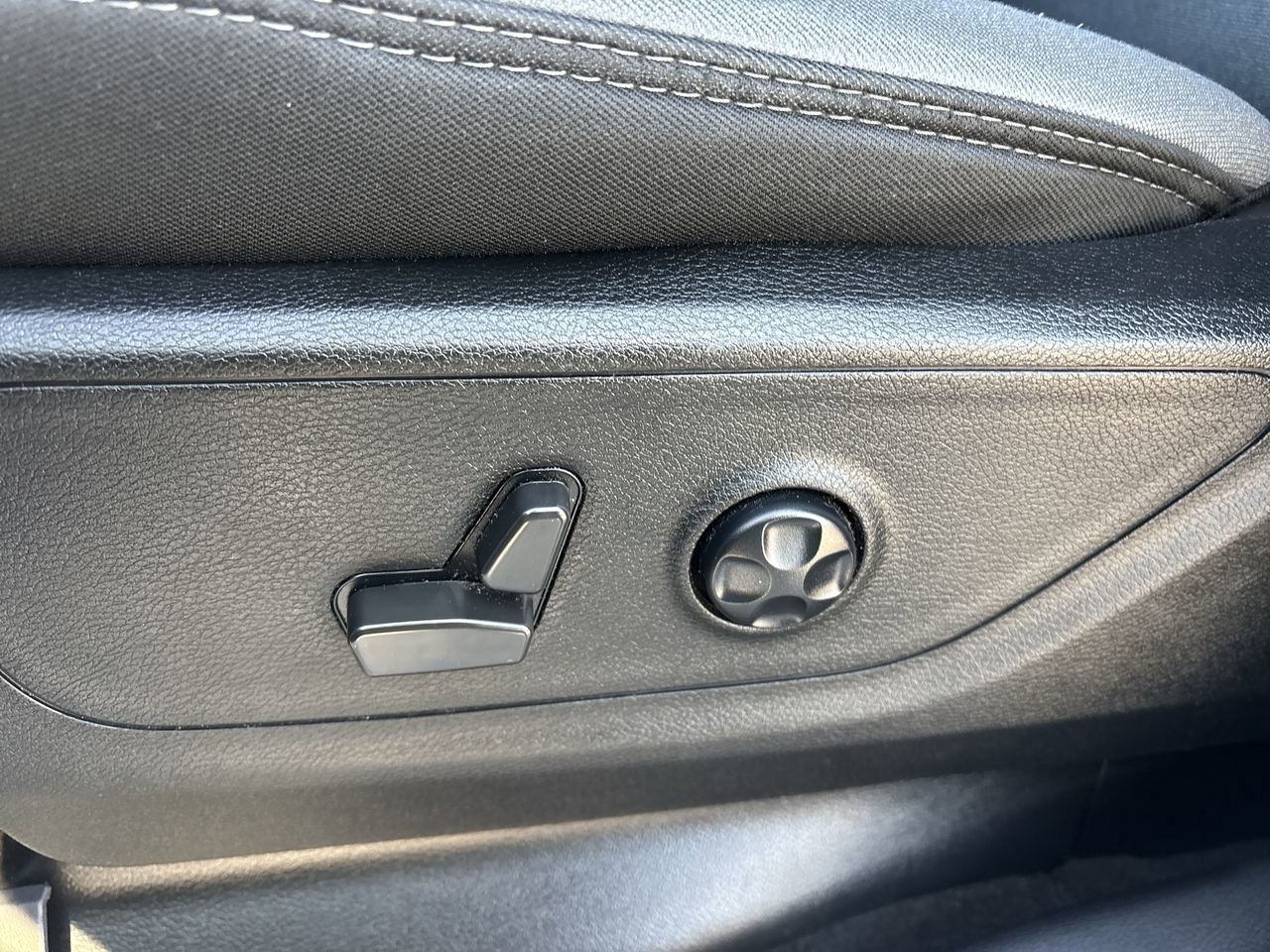 Used 2021 RAM 1500 Big Horn image 24