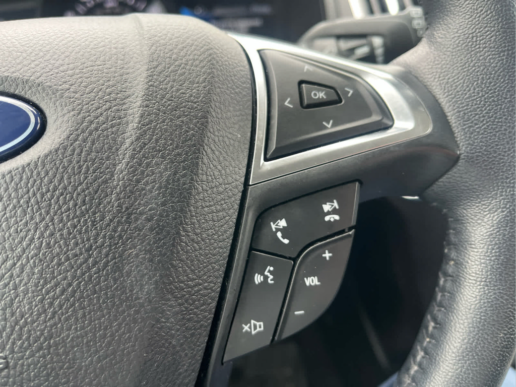 Certified 2024 Ford Edge SEL w/ Convenience Package AWD/4WD image 35