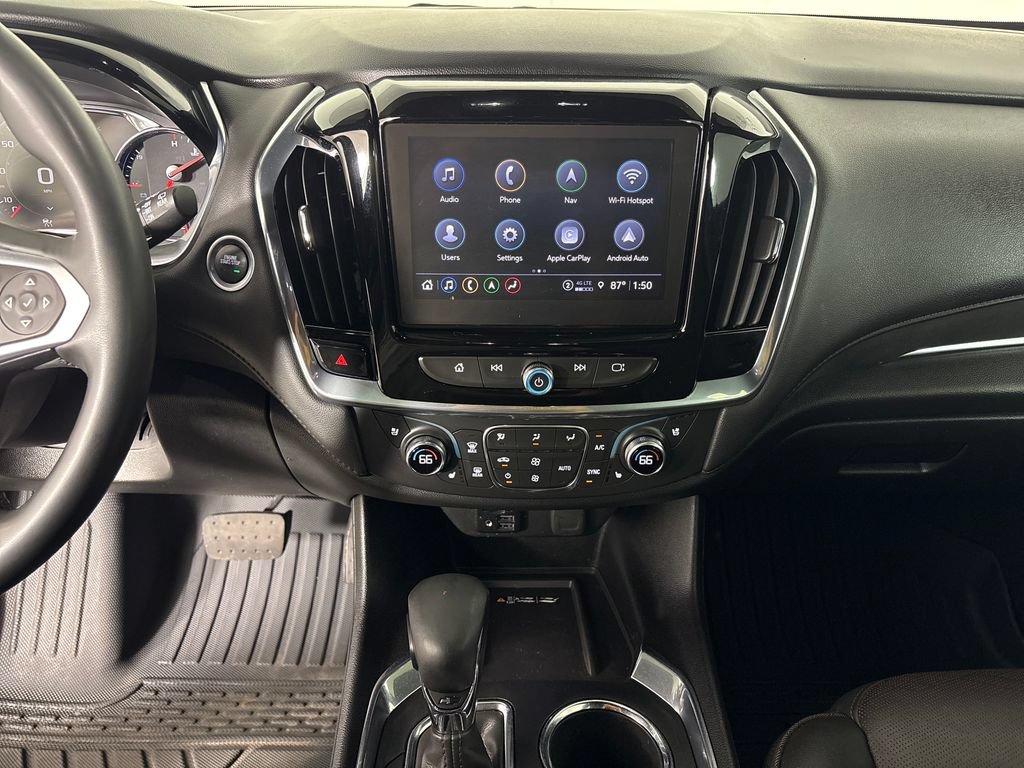 Used 2023 Chevrolet Traverse High Country FWD image 30
