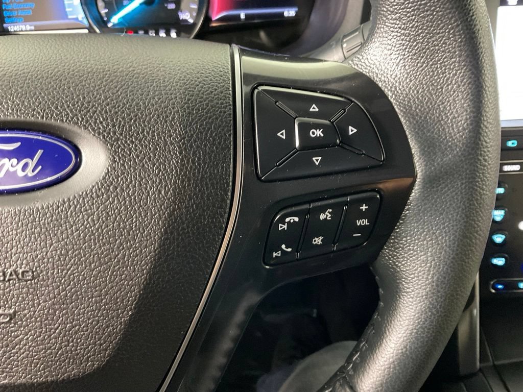 Certified 2018 Ford Explorer Limited FWD image 26