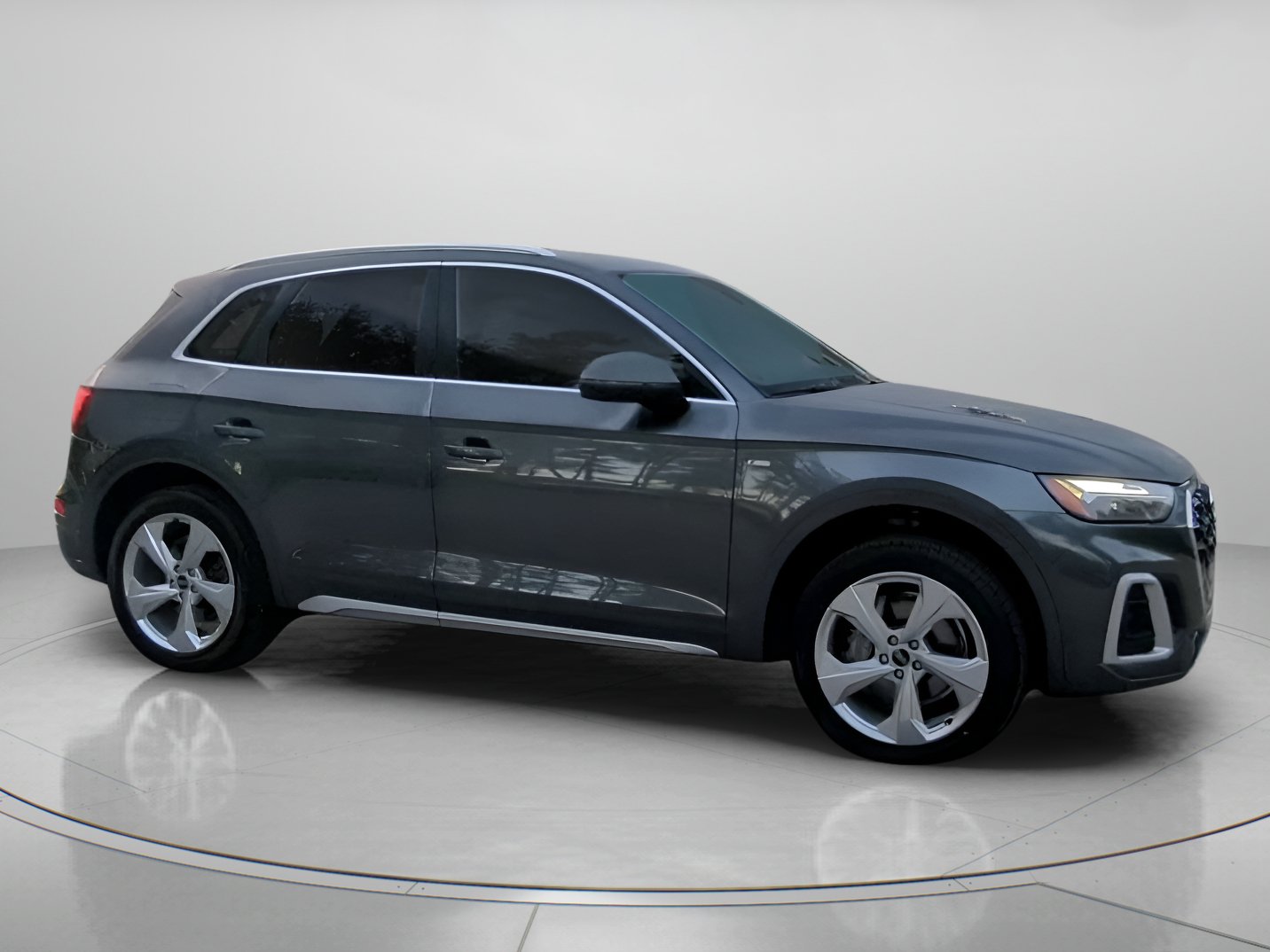 Used 2022 Audi Q5 2.0T Premium Plus w/ Premium Plus Package AWD/4WD image 35