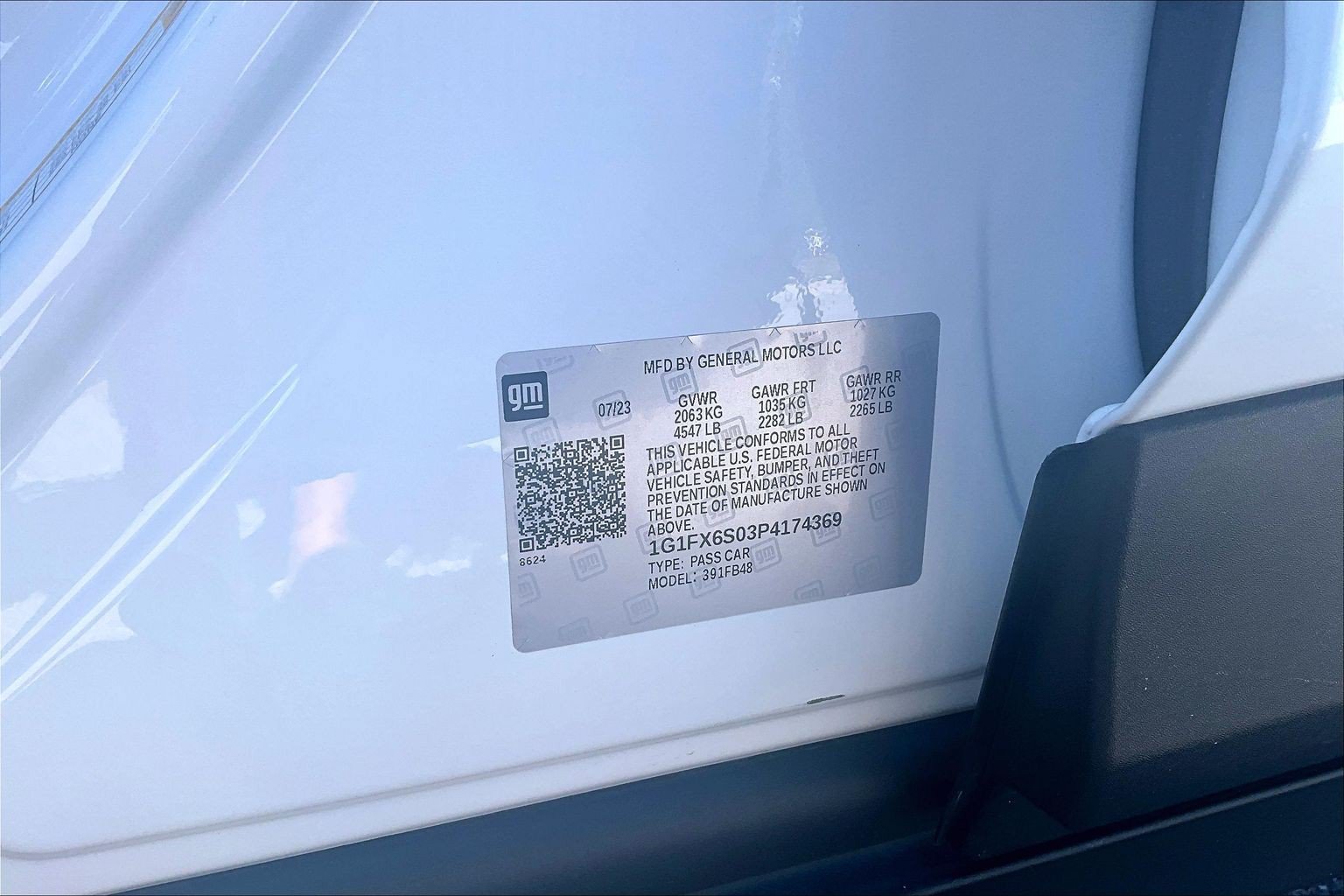 Used 2023 Chevrolet Bolt LT w/ Infotainment Package FWD image 19