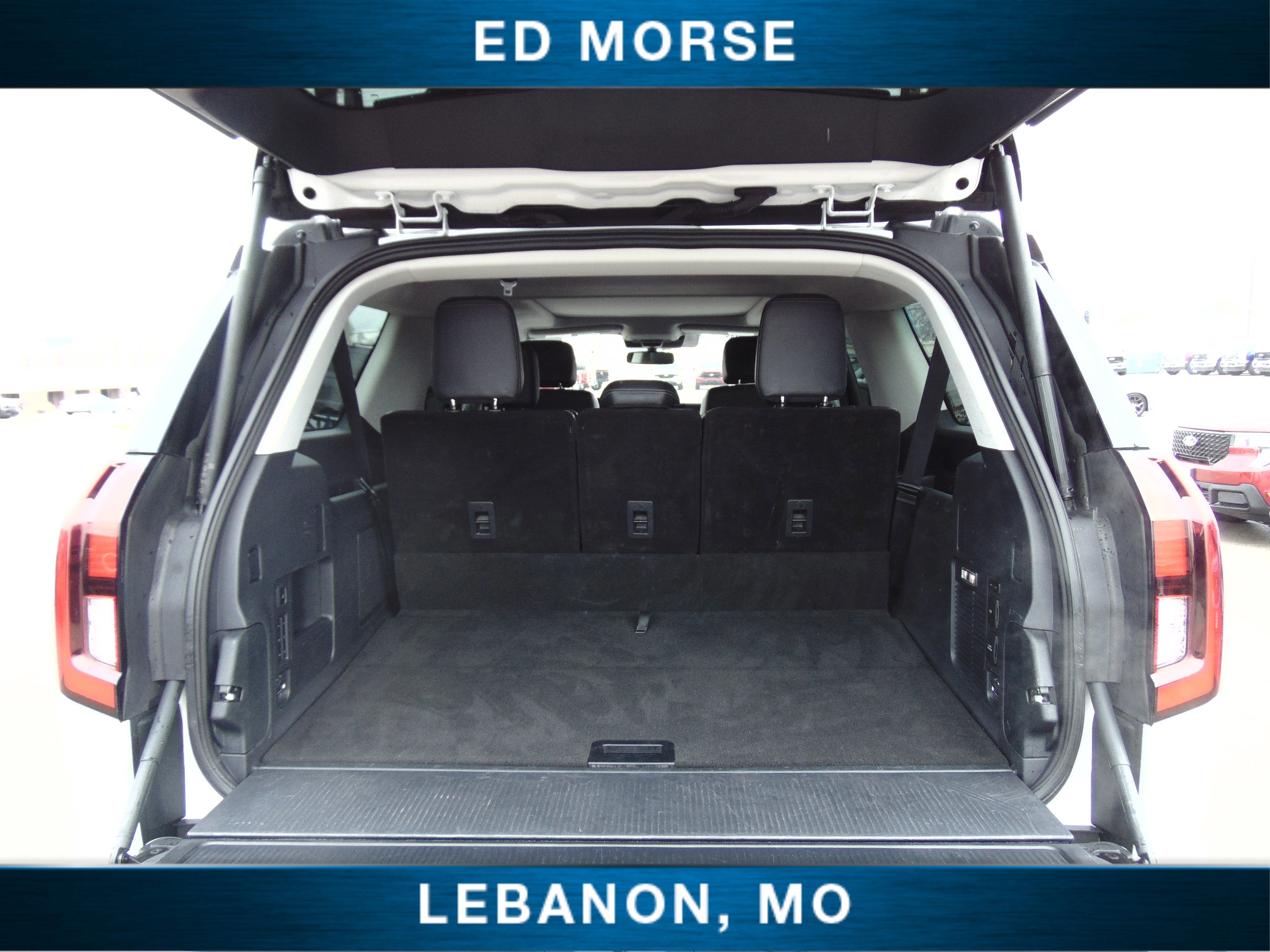 Certified 2025 Ford Expedition Max Platinum image 13