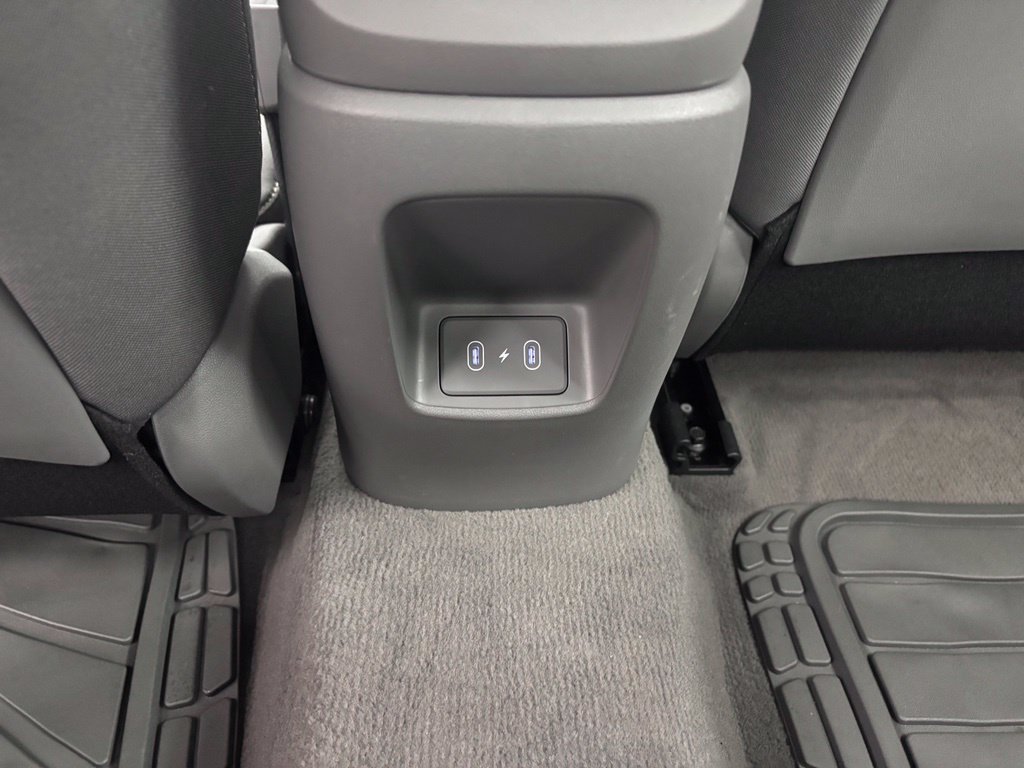 Used 2024 Hyundai Elantra SEL FWD image 37