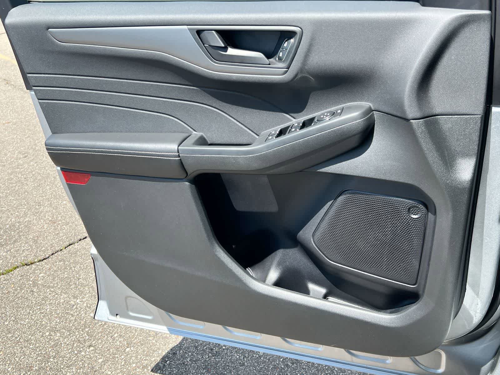Certified 2023 Ford Escape Active AWD/4WD image 30