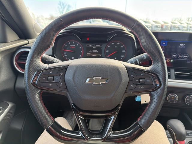 Used 2024 Chevrolet Trax RS image 31