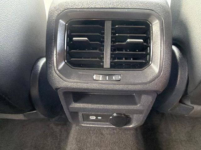 Used 2023 Volkswagen Tiguan SE FWD image 21