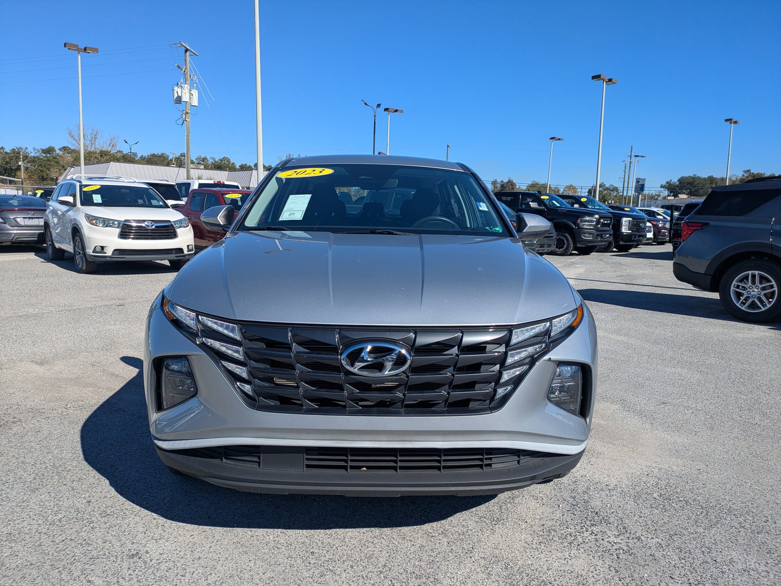 Used 2023 Hyundai Tucson SE image 8